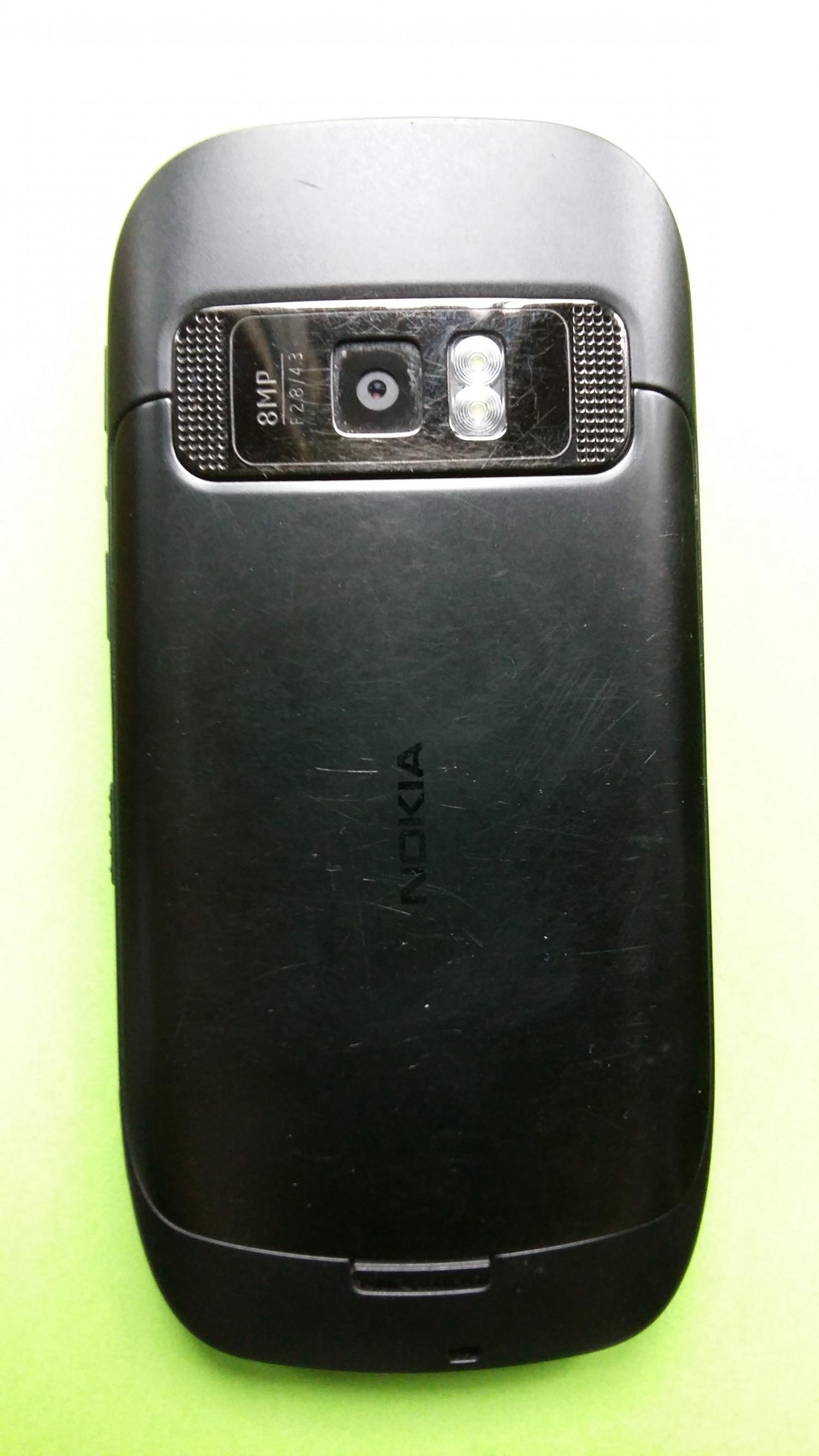 image-7308717-Nokia C7-00 (2)2.jpg